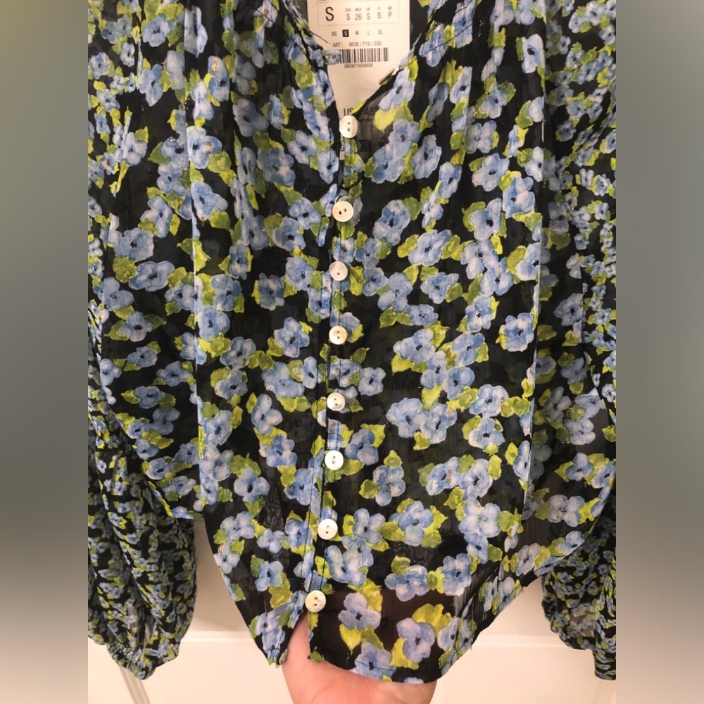 NWT Zara Sheer Black button up top Blue Floral Print Long sleeve boho size S - Picture 2 of 7